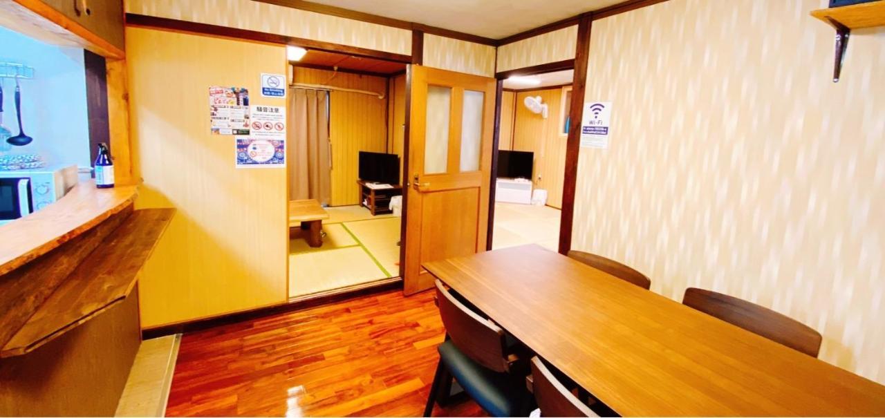 Okinawa Jinjin -沖縄伝統体験型宿じんじん- *