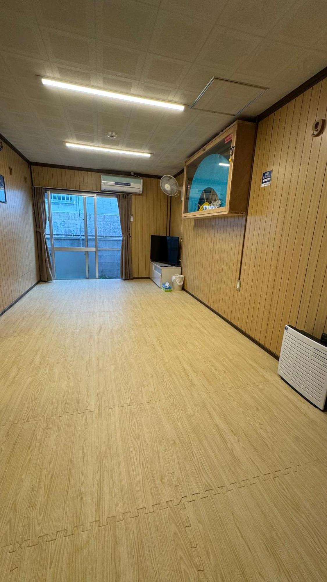 Apartment Okinawa Jinjin -沖縄伝統体験型宿じんじん- *